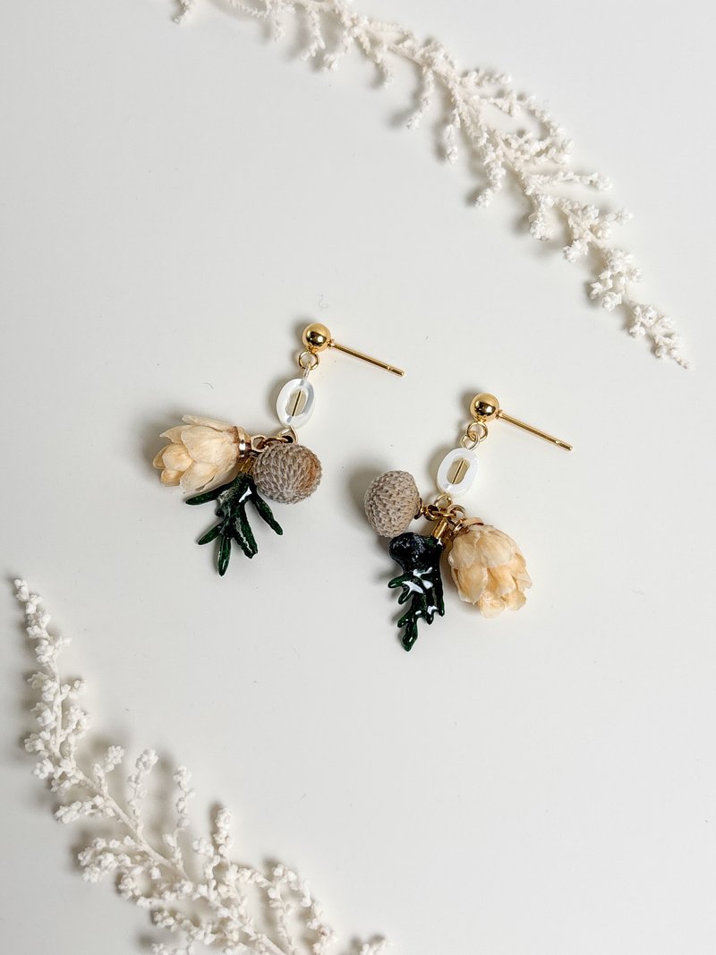 複合種子果實-小松果/龍柏/小銀果耳環 - 耳環/耳夾/耳骨夾 - 植物．花 白色