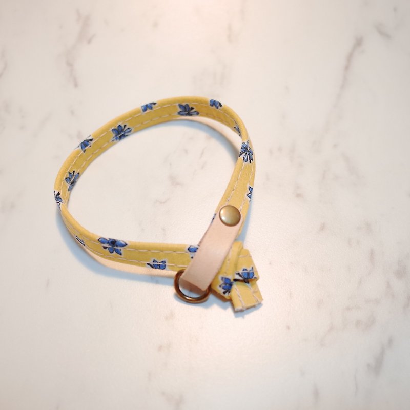 Cat Collars, Yellow blue flowers pattern_CCJ090408 - Collars & Leashes - Genuine Leather 