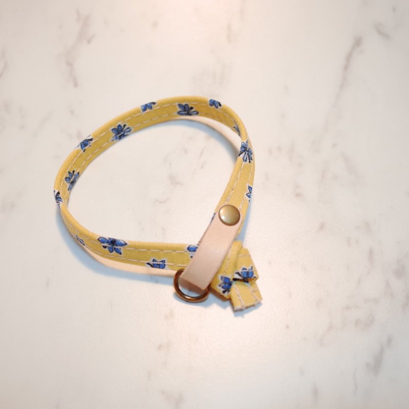 Cat Collars, Yellow blue flowers pattern_CCJ090408 - ปลอกคอ - หนังแท้ 