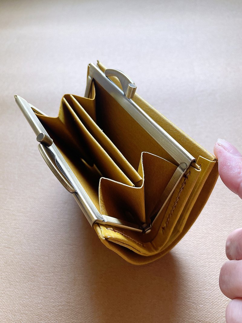 - 水洗紙口金短夾 /葵黃-*2025新品*素食紙皮革 - 錢包/皮夾/長短夾 - 紙 黃色