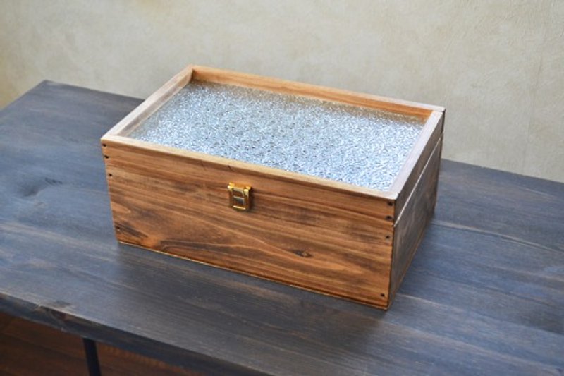 Japanese cypress and retro glass collection case - Storage - Wood 