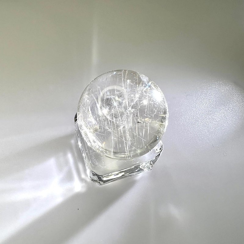Blonde crystal ball | Crystal | Crystal ball | Crystal ornaments - Items for Display - Crystal Gold
