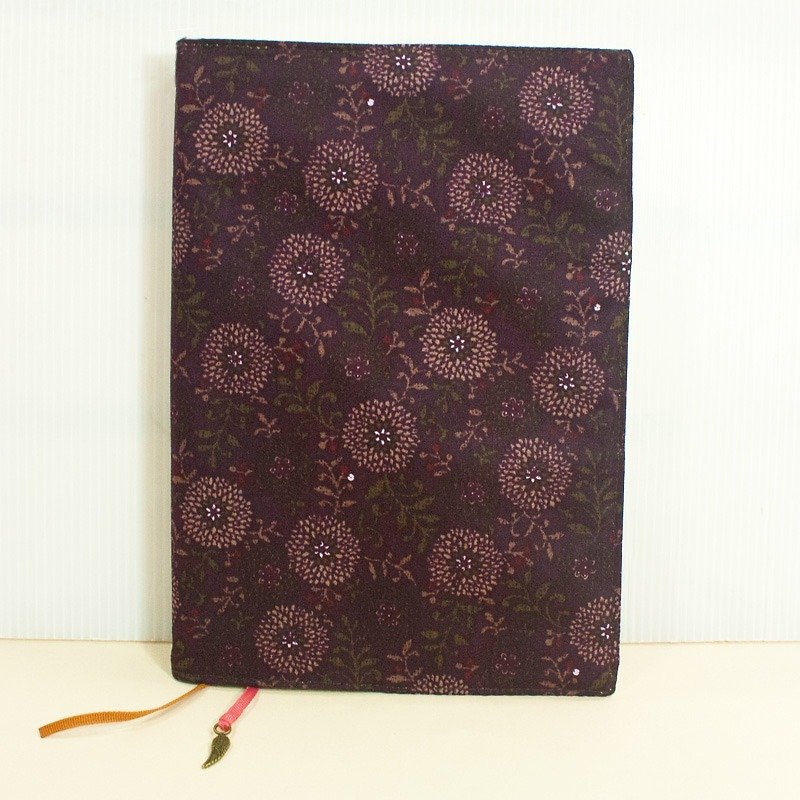 A5 / 25K adjustable multi-functional clothes book / cloth slipcase -A7 flowers (purple) - Notebooks & Journals - Cotton & Hemp Red