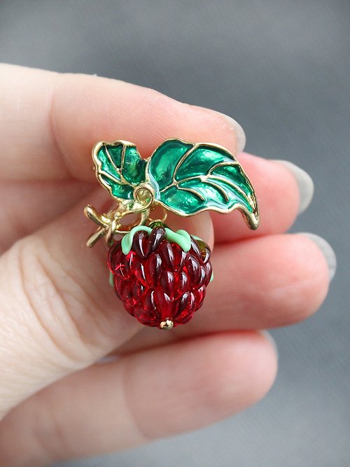 BijouByKatie Raspberry Brooch, Glass Raspberry Handmade Glass Fruit brooch, fruit jewelry