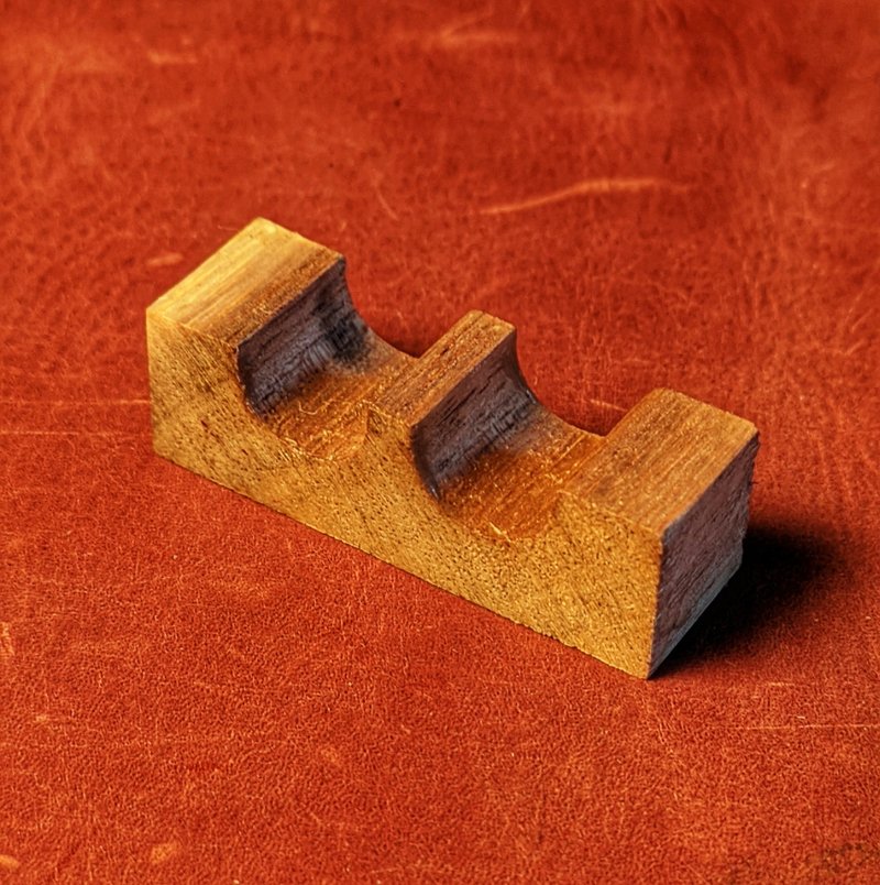 Wooden stand for pens - 其他 - 其他金屬 金色