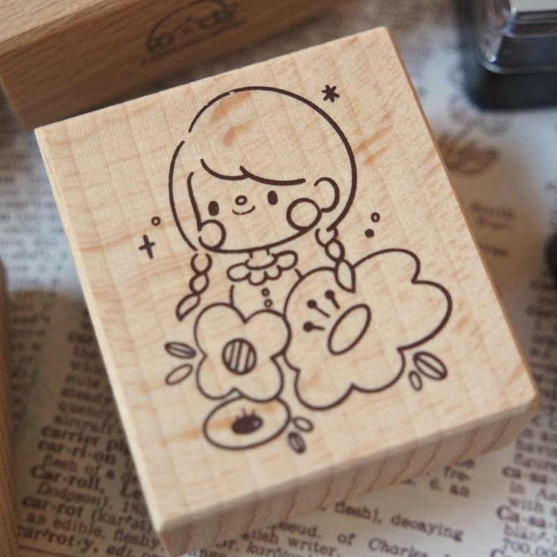 Rubber stamp/A girl and her favorite things/Flowers - Stamps & Stamp Pads - Plastic Red