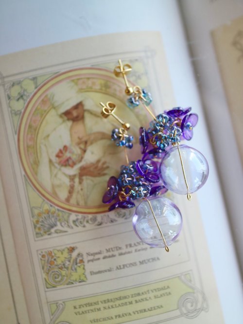 ガラスフラワーアクセサリー - ショップ Hachi ピアス・イヤリング