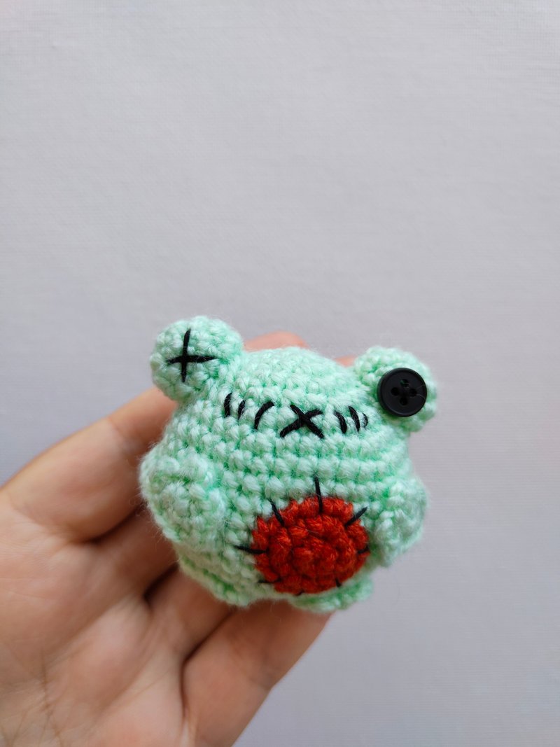 Crochet zombie frog pattern, frog plush, crochet zombie, amigurumi frog - Logo 設計/圖案設計 - 其他材質 