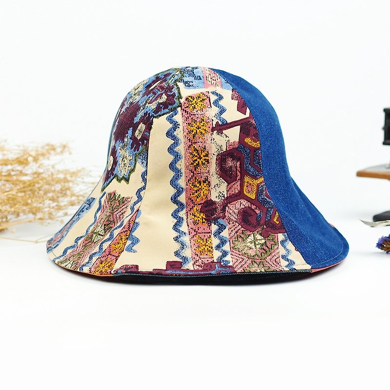 Hand-made double-sided design hat  - หมวก - ผ้าฝ้าย/ผ้าลินิน สีกากี