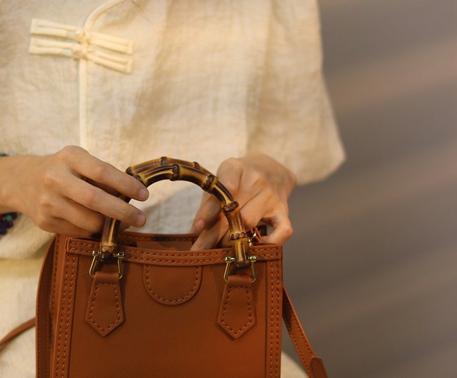 ブラウンレザー ハンドバッグ バンブーハンドル GUCCI バンブー ハンドバッグ ブラウン マットゴールド レザー