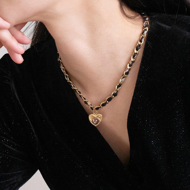 Heart Ribbon Chain Necklace - 項鍊 - 玻璃 黑色