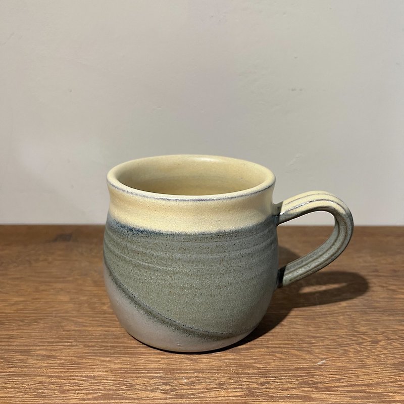 Yamagata Stacked Glaze Medium Mark 250ml - Mugs - Pottery 