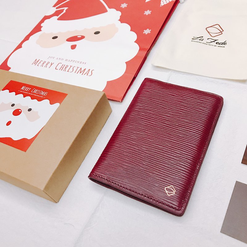 【La Fede】聖誕禮盒 護照夾+聖誕樹集線器 - 護照套 - 真皮 紅色