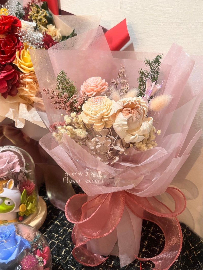 Diffuse Sola bouquet exquisite bouquet/dried flower/eternal flower/Valentine's Day/Mother's Day/graduation gift - ช่อดอกไม้แห้ง - พืช/ดอกไม้ สึชมพู