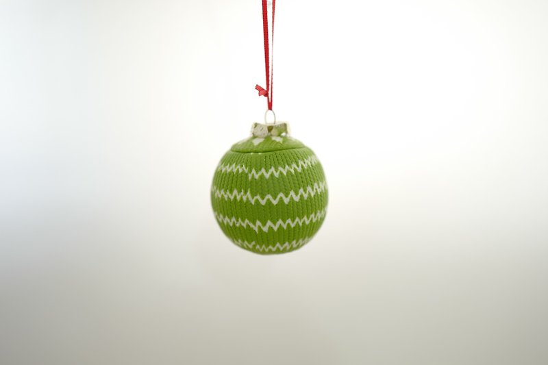 クリスマスボールペンダント - チャーム - 陶器 グリーン