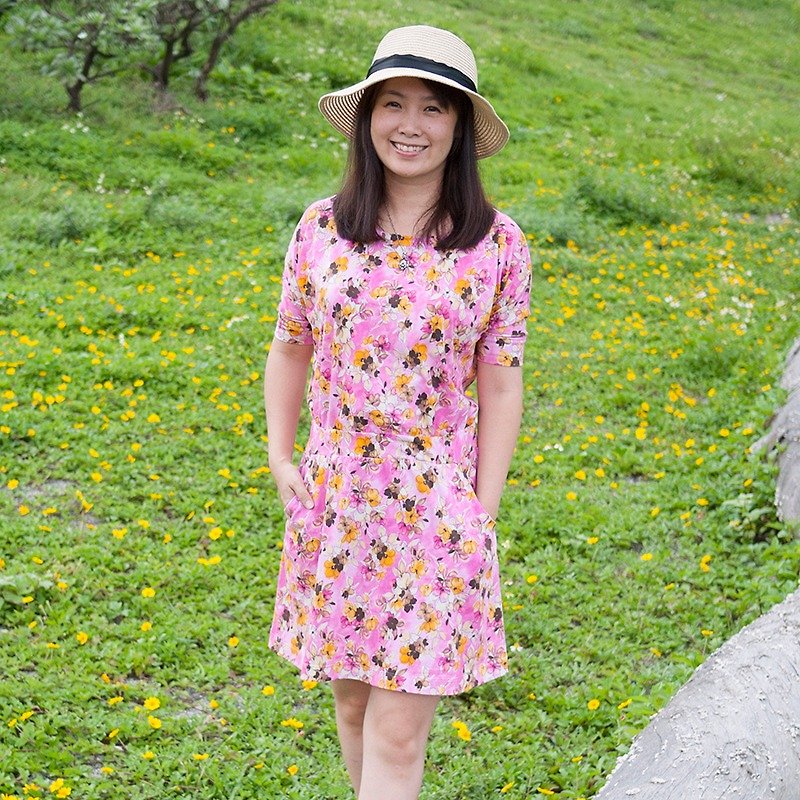 Flower pink sleeve knit dress _ adult models - One Piece Dresses - Cotton & Hemp Pink