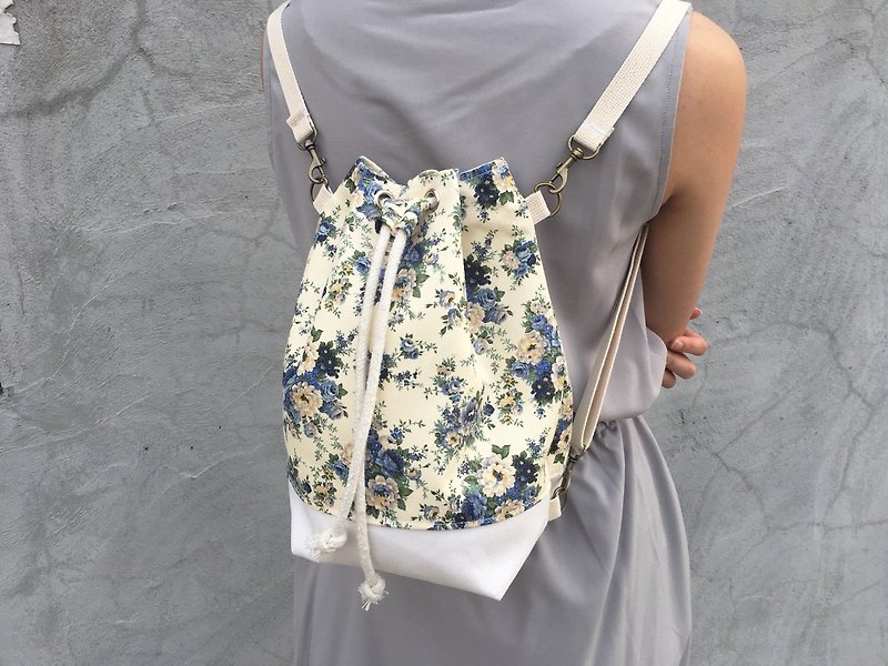Blue flower 3way mouth bucket bag (portable/shoulder/back) - Messenger Bags & Sling Bags - Cotton & Hemp Blue