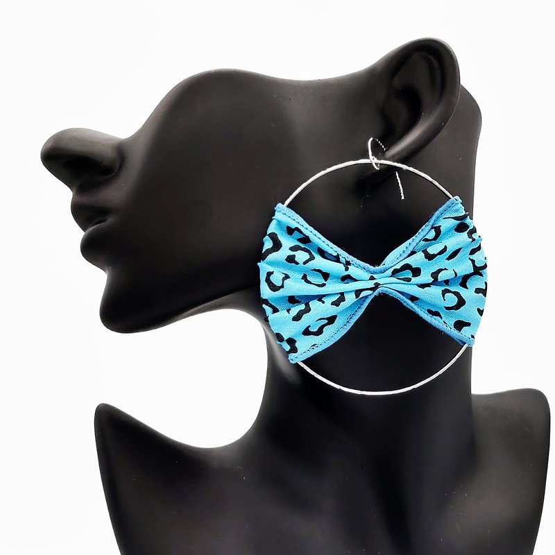 INFINITY大千 時尚 豹紋 緞帶 波西米亞 大耳環/夾 (僅此一件) - 耳環/耳夾 - 棉．麻 藍色
