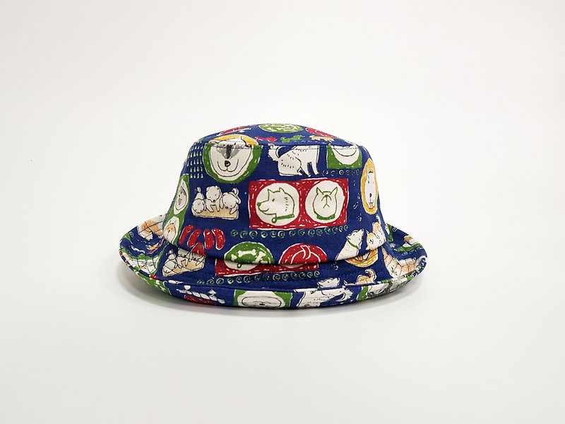 Classic fisherman hat // Japanese hand-painted Shiba Inu (blue bottom) // #街文青#遮阳#礼物 - Hats & Caps - Cotton & Hemp Multicolor