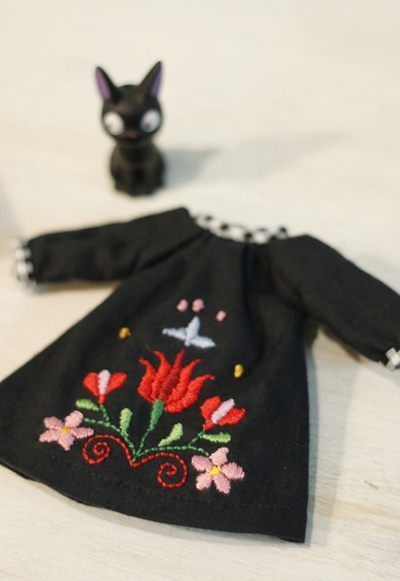 Holala size handmade flower embroidery witch dress - One Piece Dresses - Cotton & Hemp Multicolor