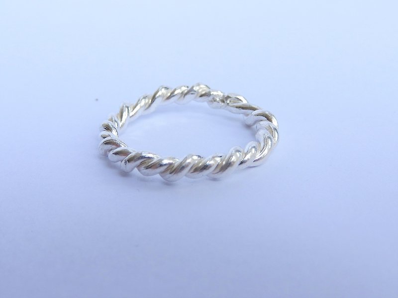編織與麻花戒指(2只) - 戒指 - 其他金屬 銀色
