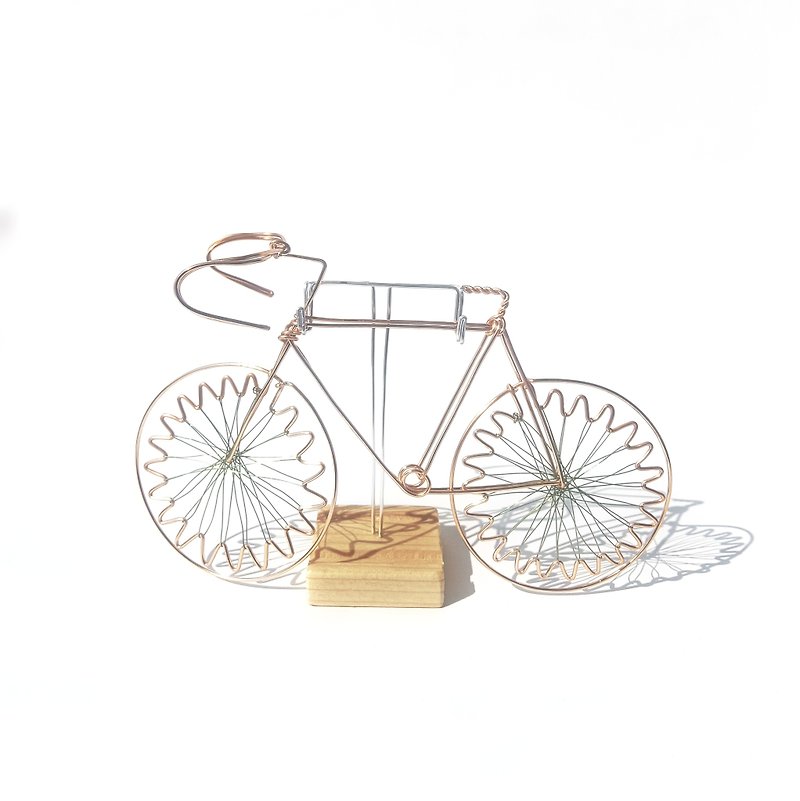 手作りの金属自転車 - 自転車・サイクリング - 金属 ゴールド