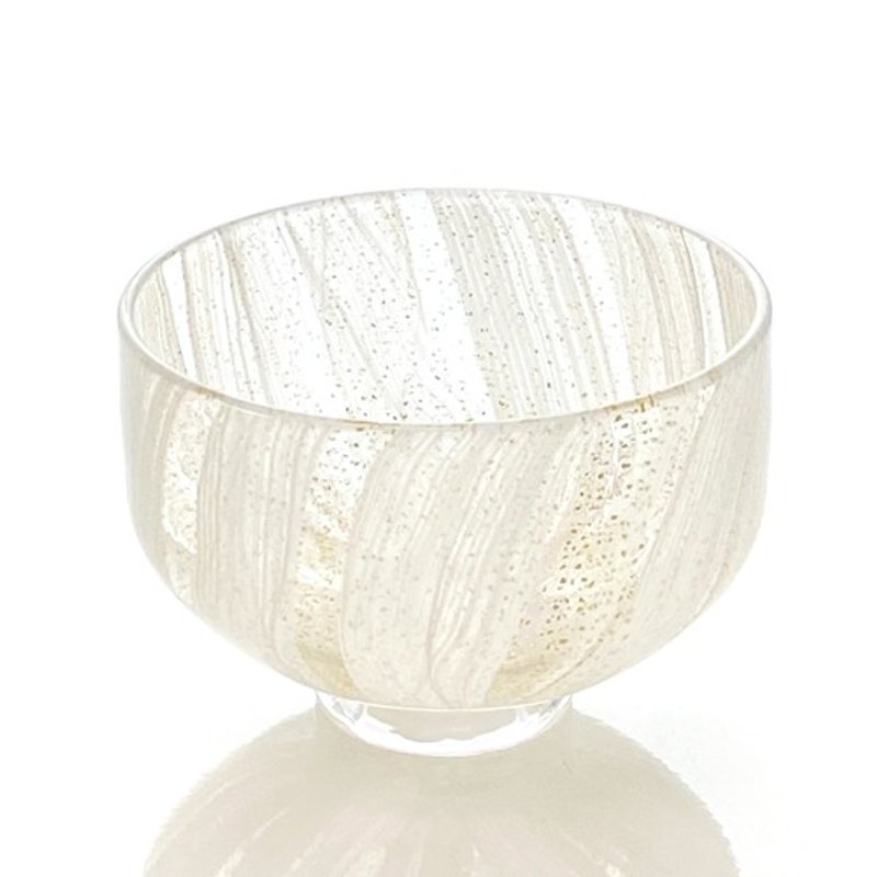 New work・Glass Matcha bowl (Matcha bowl・Gold leaf color・White) Can be used with hot water・Comes in a cosmetic box - ถ้วยชาม - แก้ว 