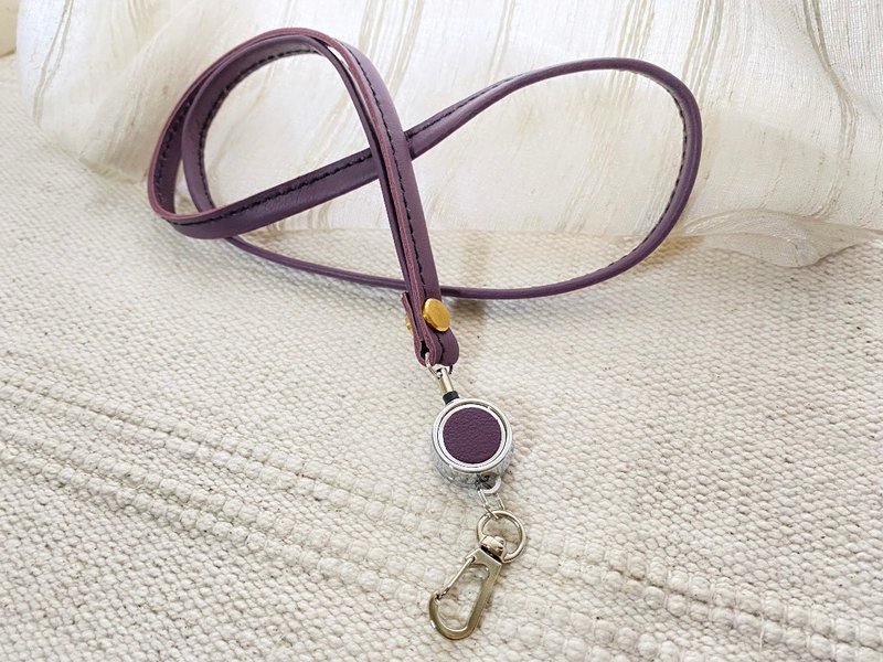 有格調。皮革伸縮扣頸繩 - 紫 - - 手機掛繩/背帶 - 真皮 紫色