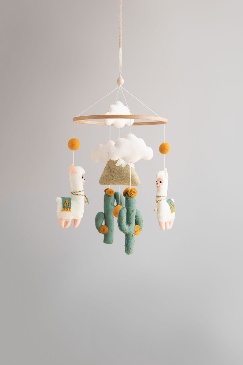 Cactus llama baby mobile,neutral mobile, cactus nursery decor, hanging mobile - 寶寶/兒童玩具/玩偶 - 環保材質 多色