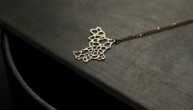 Weathered rock gold necklace Weathered-rock Pendant (Gold) - สร้อยคอ - โลหะ สีทอง