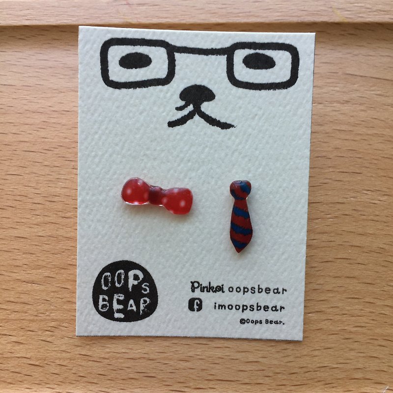 Plastic Earrings & Clip-ons Red - Oops bear - little bow ties set earring