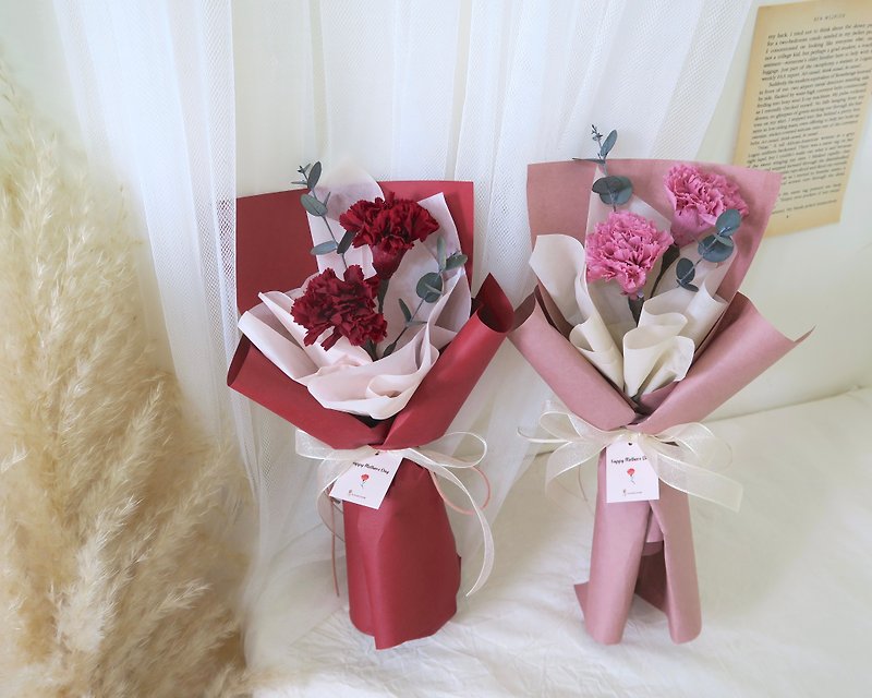 【24H Shipping】Mother's Day Bouquet - Korean Style Eternal Carnation Bouquet | Preserved Flowers/Dried Flowers - Dried Flowers & Bouquets - Plants & Flowers Red