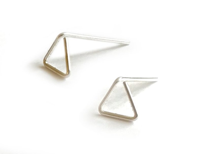 Light earrings, sterling silver earrings, LE006 handmade by Taiwanese designers - Earrings & Clip-ons - Sterling Silver White