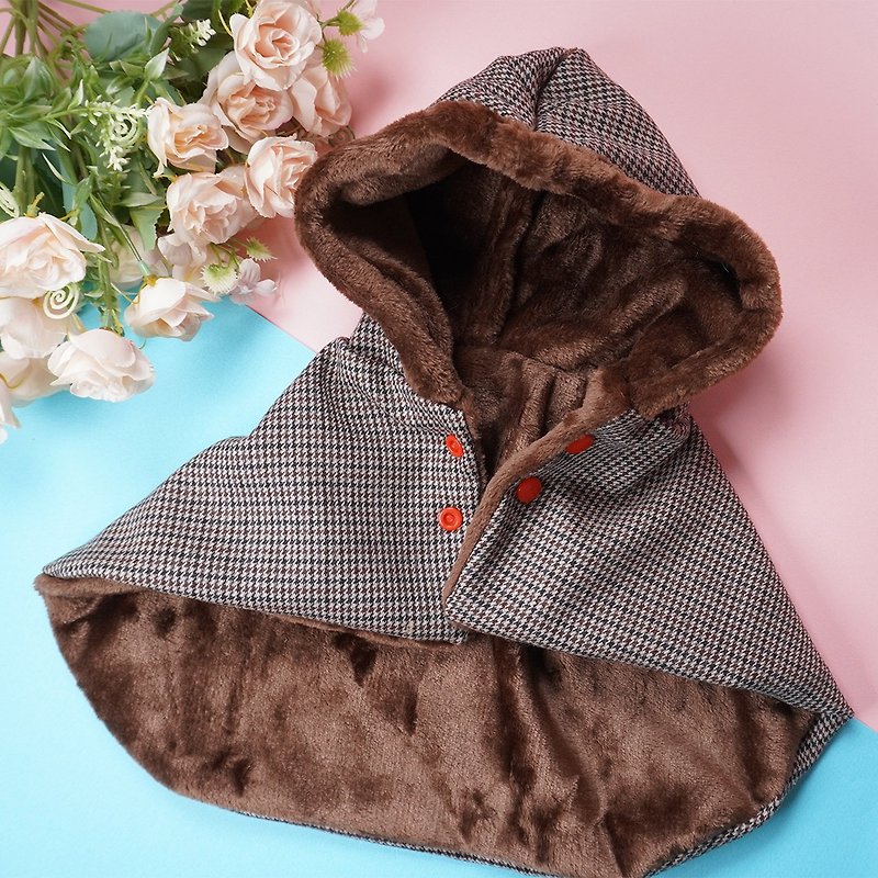 Plaid short fleece cloak_light gray - Clothing & Accessories - Cotton & Hemp Brown