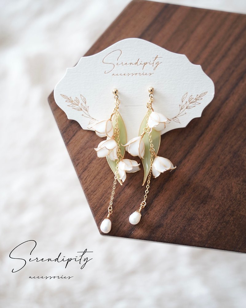 Lily of the Valley Earrings - Earrings & Clip-ons - Resin White