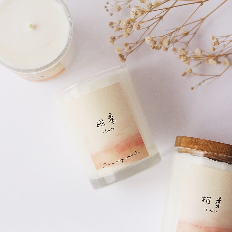 [Love] Fresh rose fragrance, soy essential oil candle, 60g丨bedroom fragrance - Candles & Candle Holders - Plants & Flowers Pink