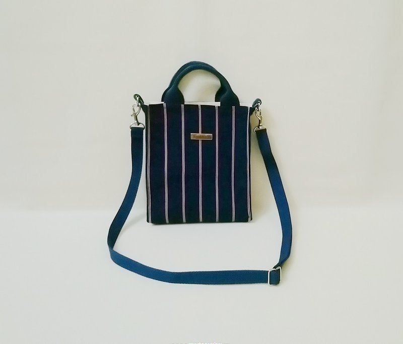 斜背包 肩背包 迷你方包 手提袋 手機袋 水洗牛仔條紋款 - 側背包/斜背包 - 棉．麻 藍色