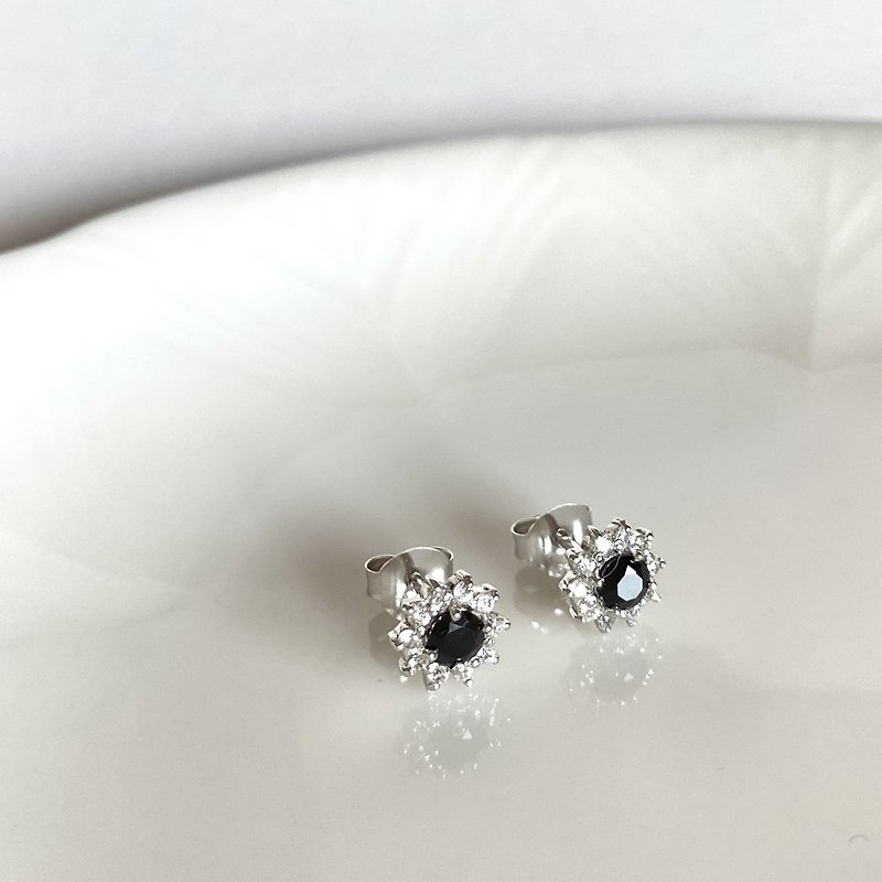Sterling Silver Earrings & Clip-ons Silver - Cubic zirconia with black onyx earrings