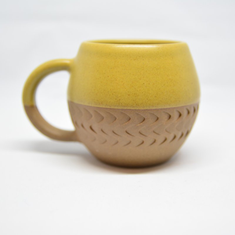 Bamboo grain round belly mug - green - fair trade - Mugs - Pottery Green