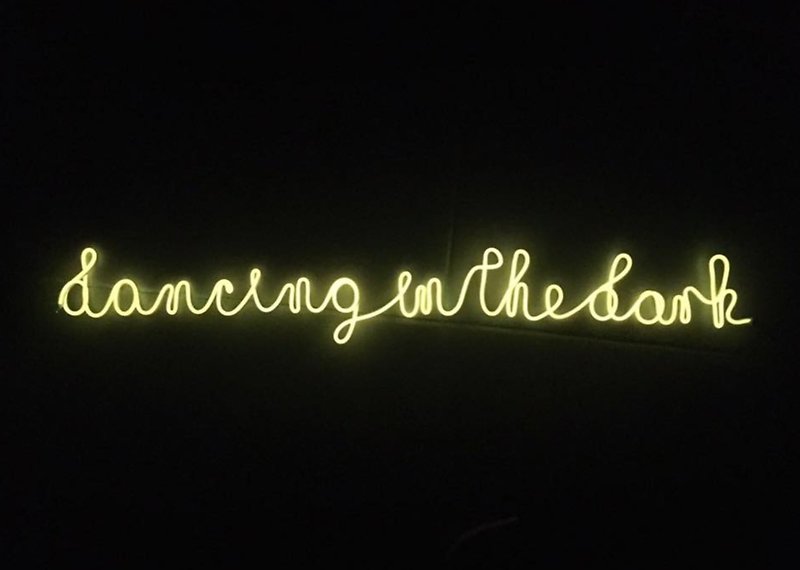 neonlite custom made wording light /dancing in the dark/ - โคมไฟ - พลาสติก สีเหลือง