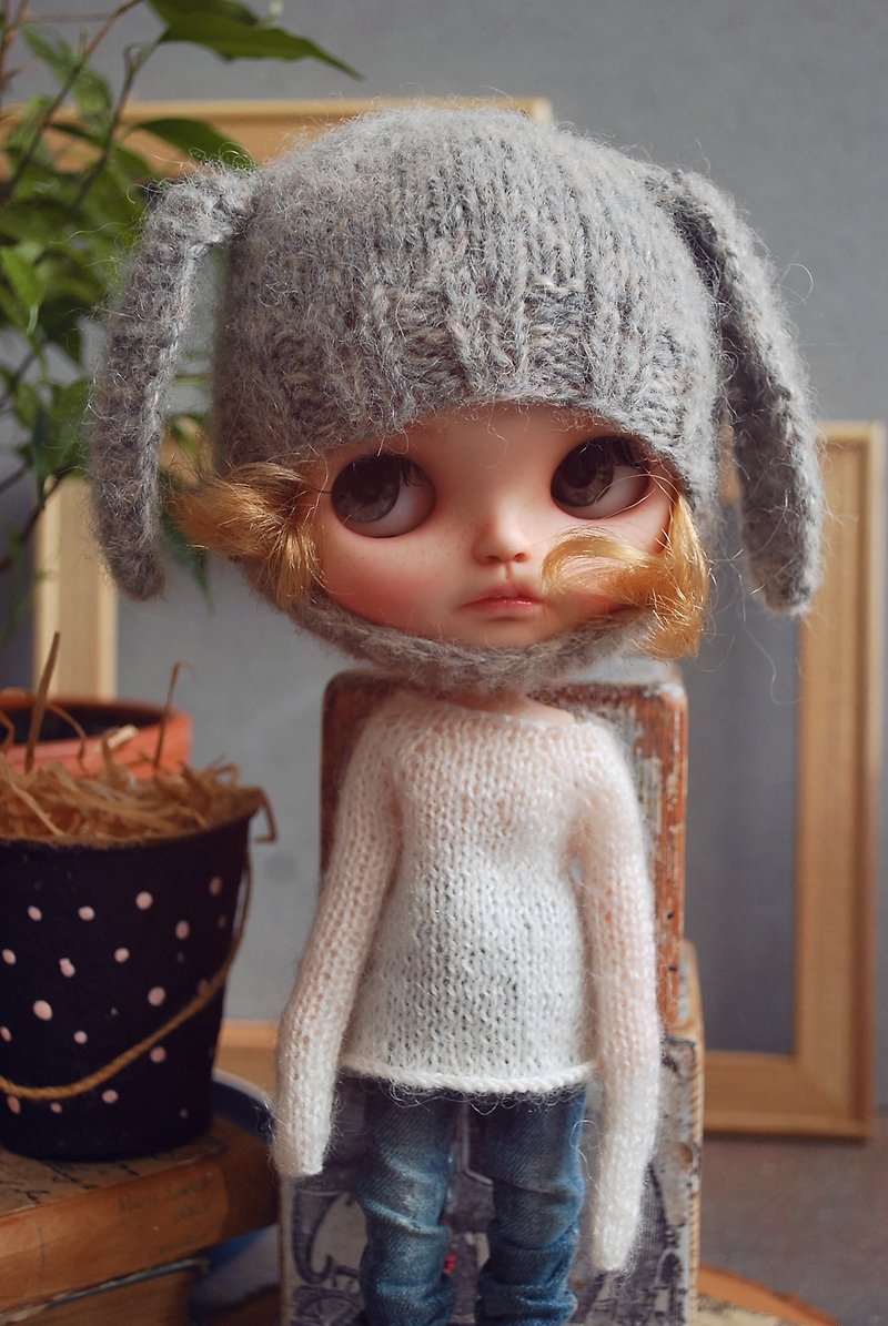 Bunny  HAT for BLYTHE doll , hand knit , Blythe hat ,knitted clothes - ตุ๊กตา - ขนแกะ 