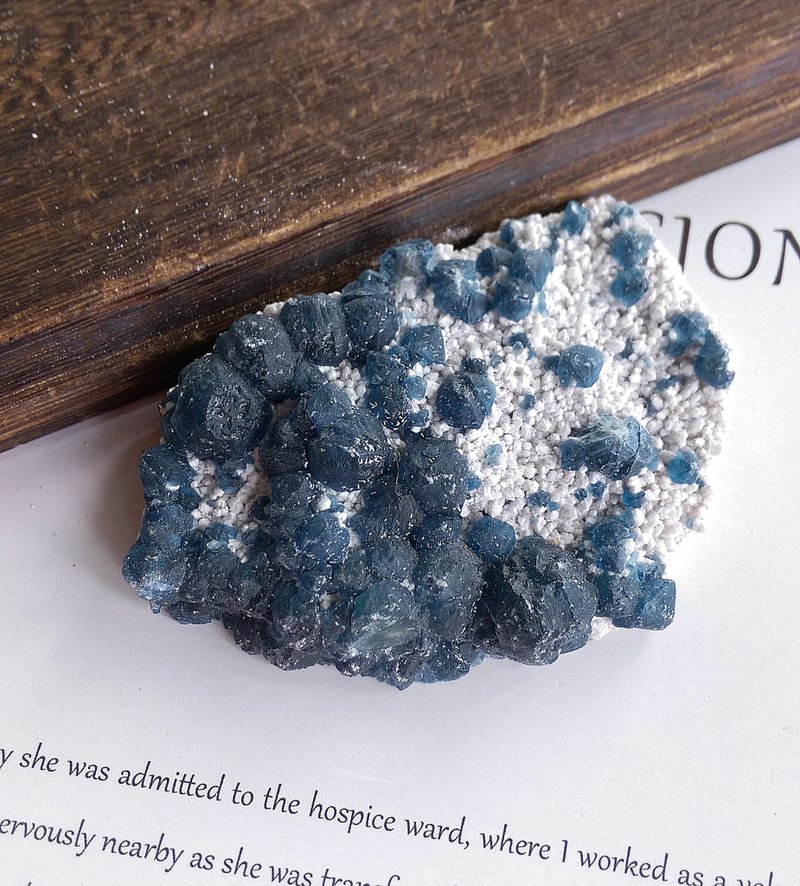 Fluorite 內蒙古產地 藍莓螢石 天然礦石 原礦 - 擺飾/家飾品 - 其他材質 
