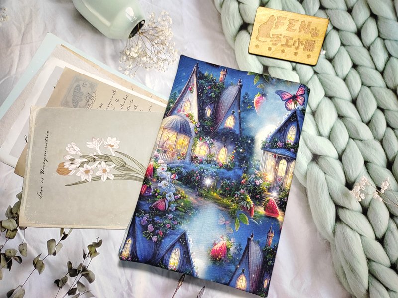 Landscape Series - High Quality Thin Cotton Fabric Blue Strawberry House Cloth Book Cover - Cloth Book Cover A5 Novel - 25K Specifications - ปกหนังสือ - ผ้าฝ้าย/ผ้าลินิน 