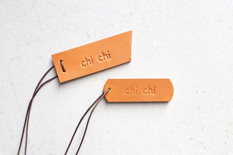 [Additional Purchase Service] Leather Hang Tag Mother's Day Custom Engraved English Name - อื่นๆ - หนังแท้ หลากหลายสี
