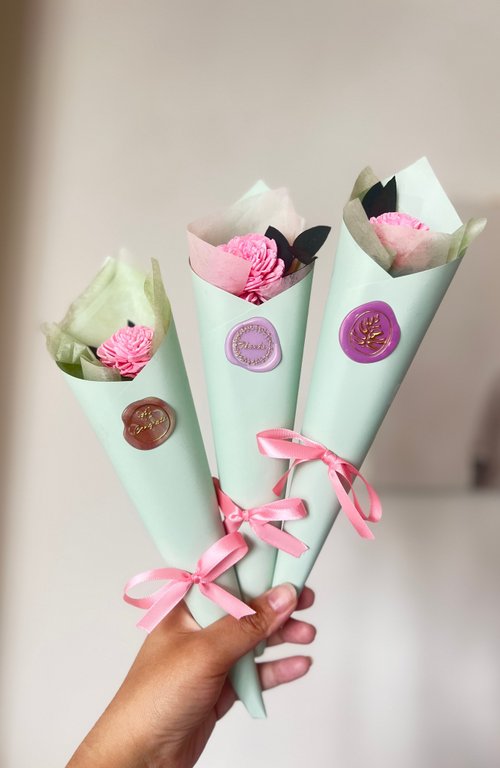 BFC極奢花藝 &沐inbloom 單支畢業擴香花束 現貨不多 要買請手刀 畢業花束