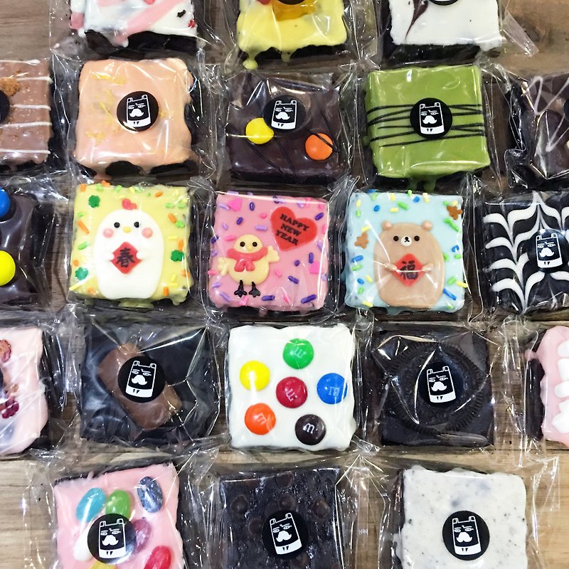 【黑熊先生巧克力布朗尼】熊啾啾新春禮盒-15入 - 蛋糕/甜點 - 新鮮食材 多色