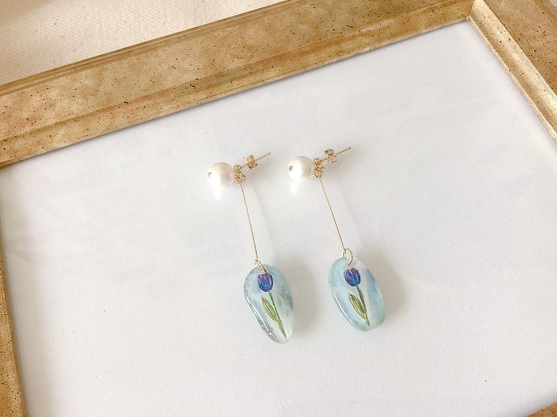 Still Life Series - Blue Tulip Draped hand-painted beautiful handmade earrings Ear Ear / ear clip - Earrings & Clip-ons - Other Materials Blue