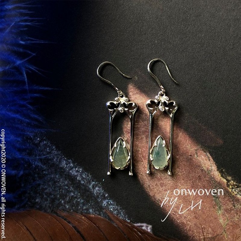 Tears in Cathedrale雨果的聖母院_925銀與翡翠_耳環_耳針 - 耳環/耳夾/耳骨夾 - 玉石 綠色