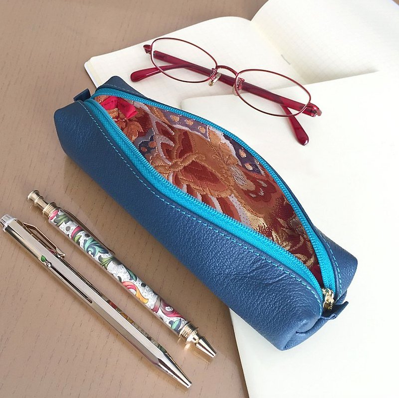 Leather pen case with Japanese Traditional pattern, Kimono - Obi - กล่องดินสอ/ถุงดินสอ - หนังแท้ สีน้ำเงิน