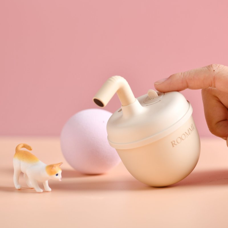 ROOMMI BOBA Rolling milk tea cat teaser - ของเล่นสัตว์ - พลาสติก ขาว